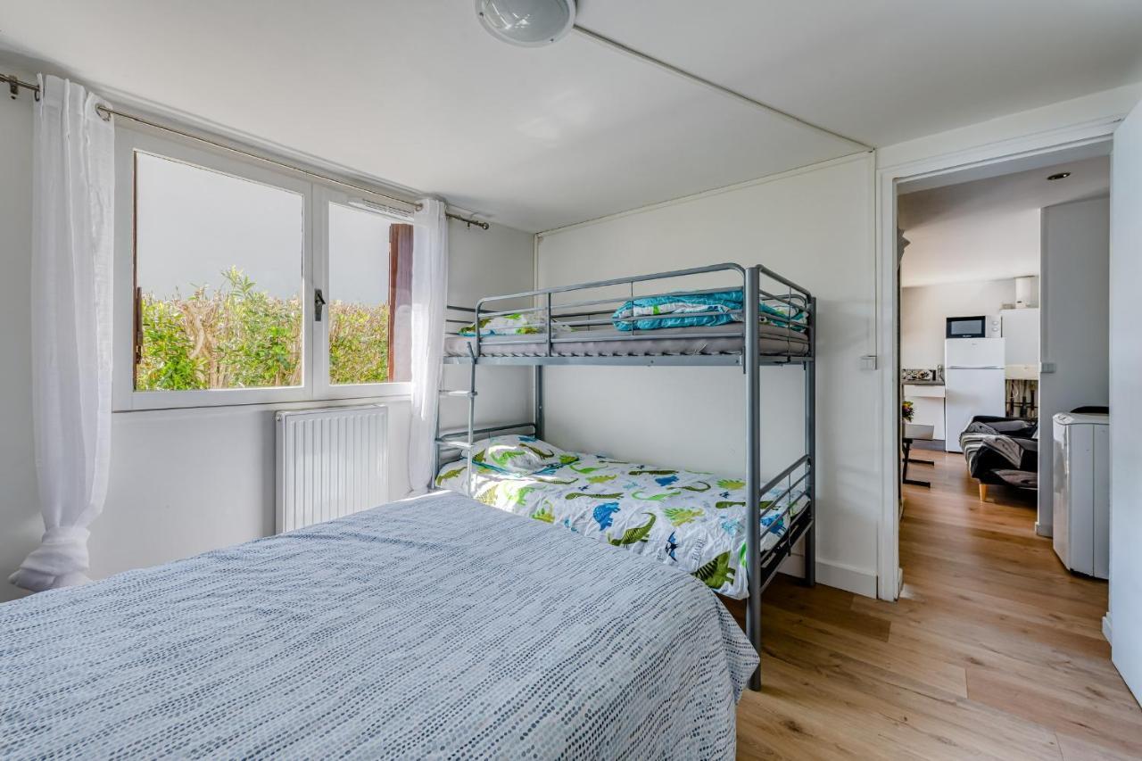 Appartement/Maison Plain Pied Флоарак Екстериор снимка